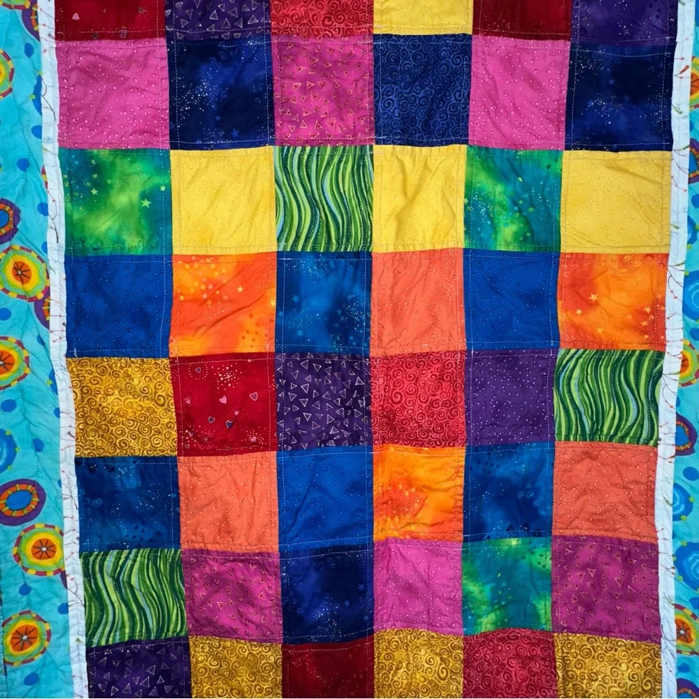 Handmade bright lap wall quilt block patchwork machine stitched, 30 X 40